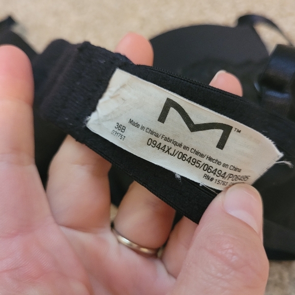 Maidenform Women's Black Lace Bra Size 36B - Picture 3 of 4